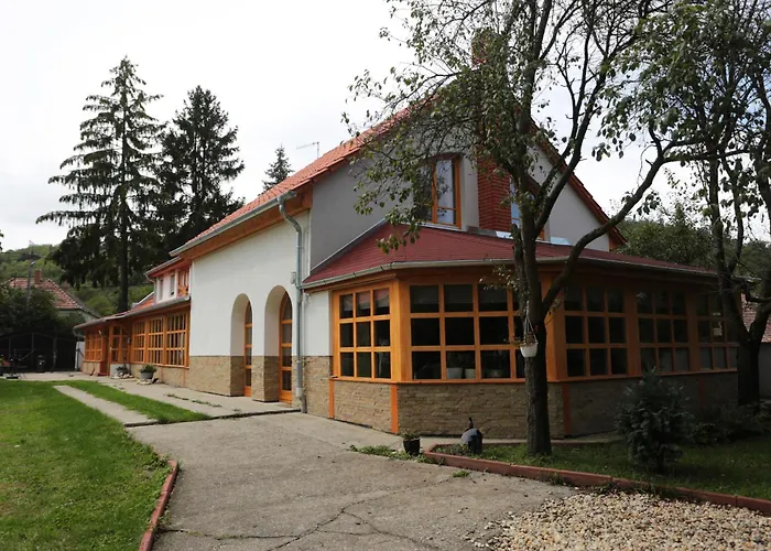 Fonfa Liget بيت ضيافة Sénye